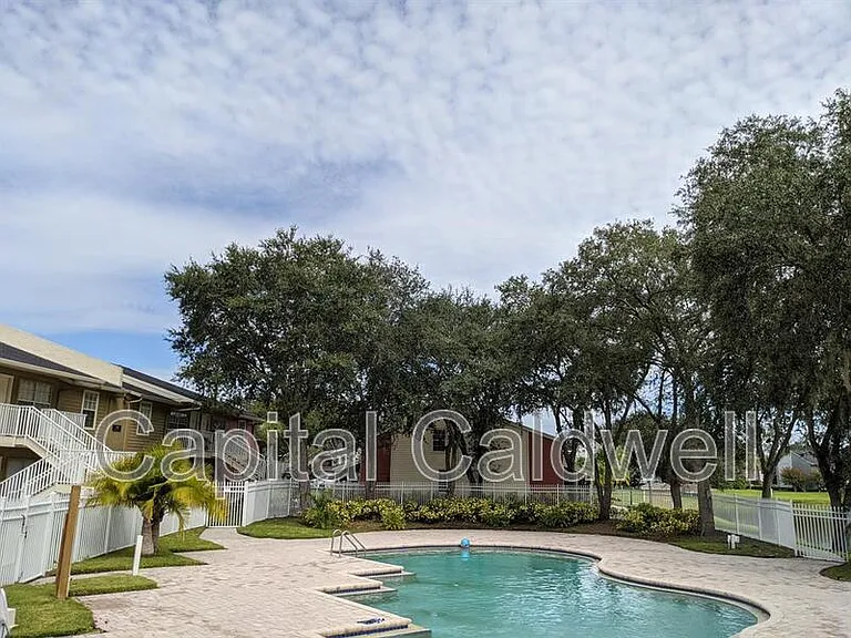 209 Lake Brook Cir #LB103 — Photo 43