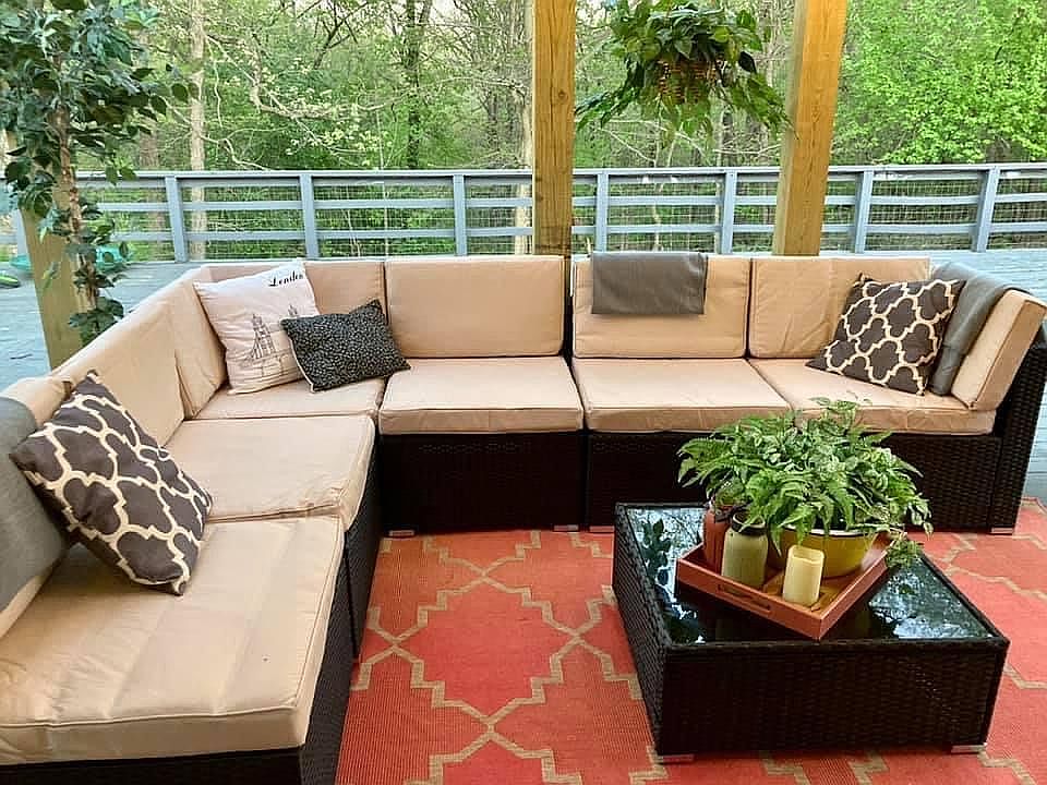 1st image of 6 Warrington Dr