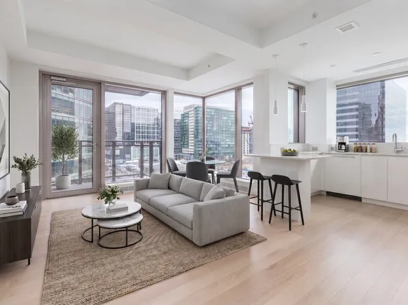 133 Seaport Blvd Unit 902, Boston, MA 02210