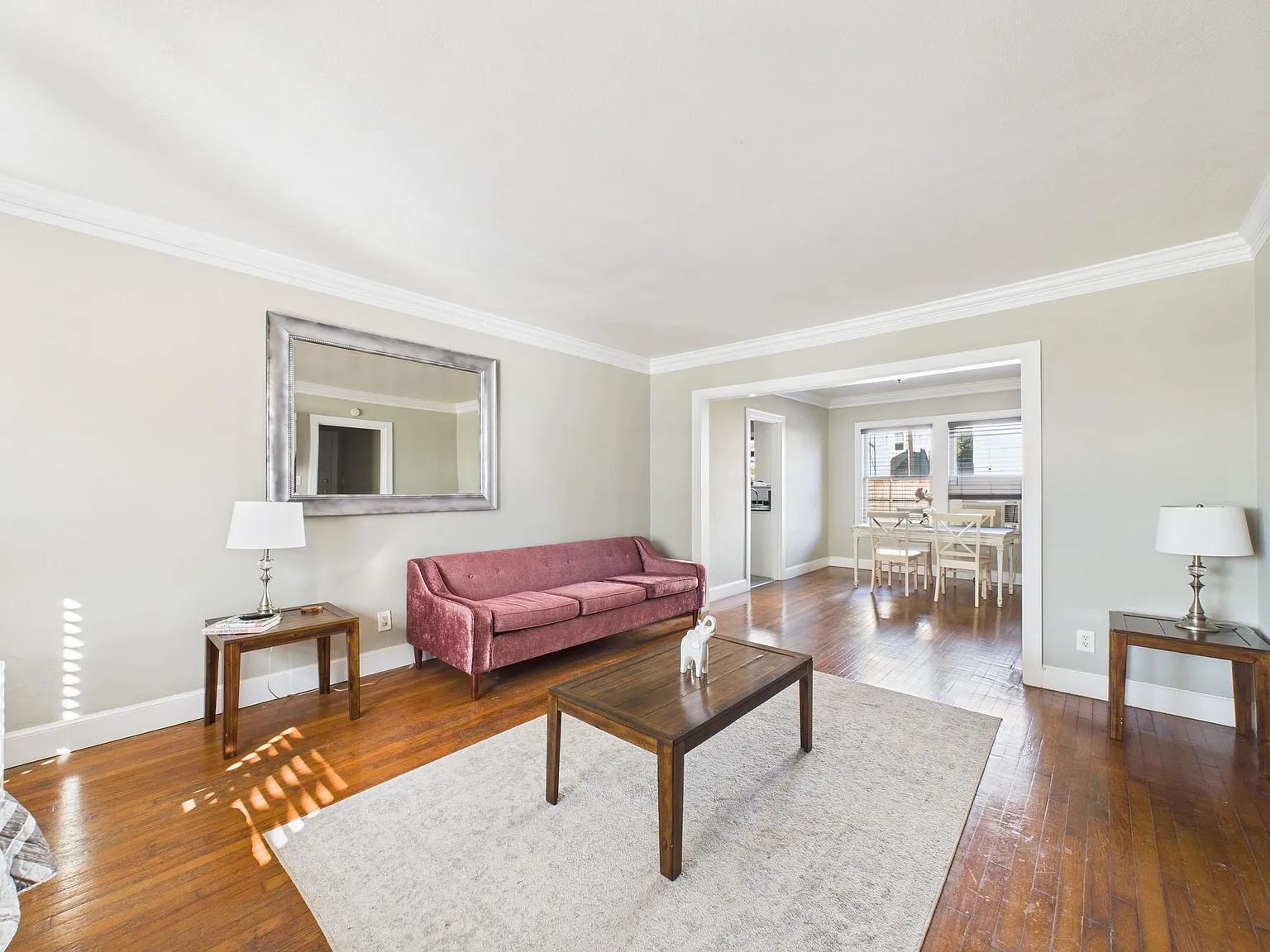 1 bed, 1.0 bath, 750 sqft, $1,150 — Photo 2