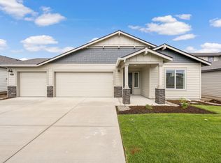 3465 NW 12th St #43, Redmond, OR 97756