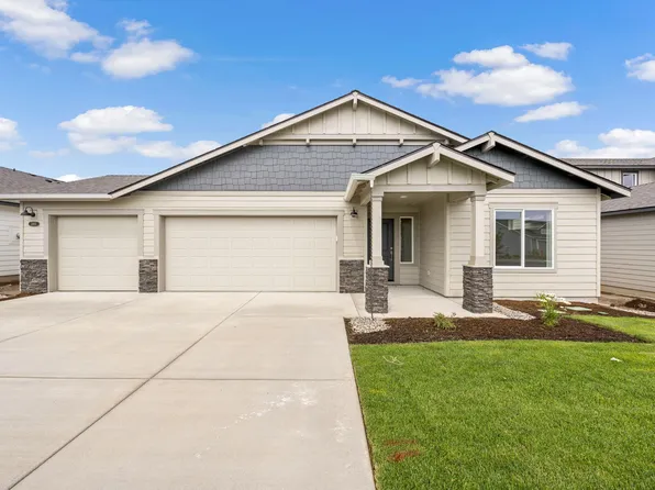 3465 NW 12th St #43, Redmond, OR 97756