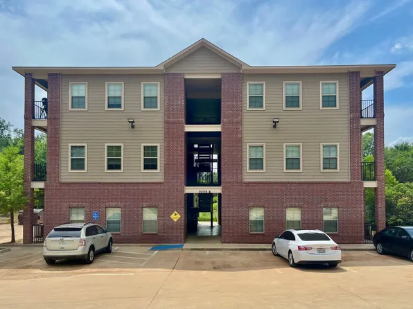 Bellwood Lake Apartments