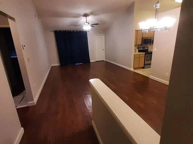 1811 Tarah Trace Dr — Photo 4