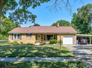 441 Comstock Blvd NE, Grand Rapids, MI 49505