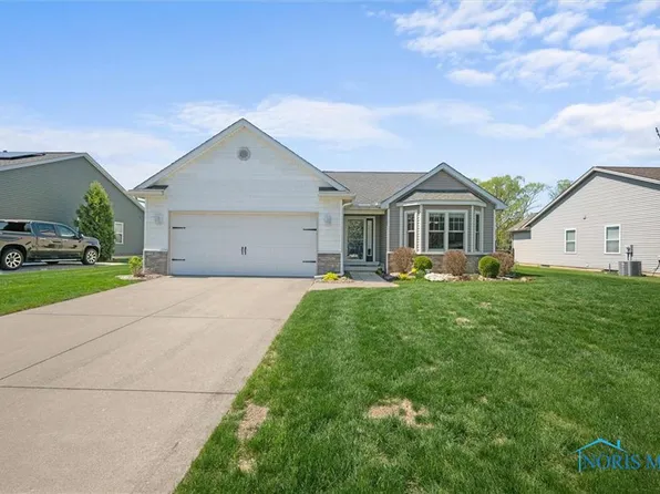 454 Lackawanna Ave, Oregon, OH 43616