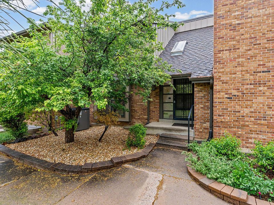 1st image of 8018 E Phillips Cir