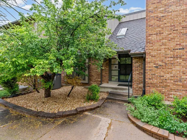 8018 E Phillips Cir, Centennial, CO 80112