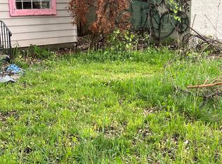 4172 Fenton Rd, Flint, MI 48507