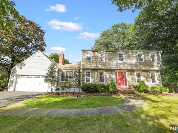 5 Monroe Dr