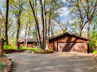 8024 Hill Trl N, Lake Elmo, MN 55042
