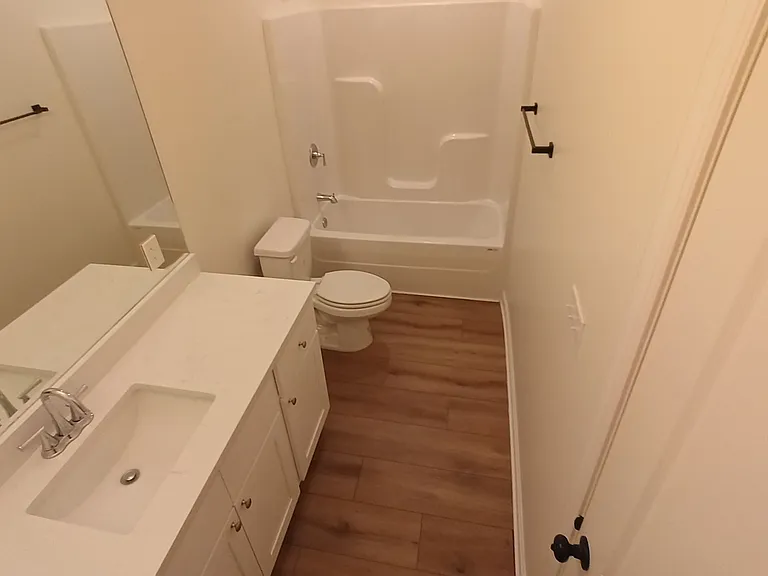 261 Cedar St — Photo 5