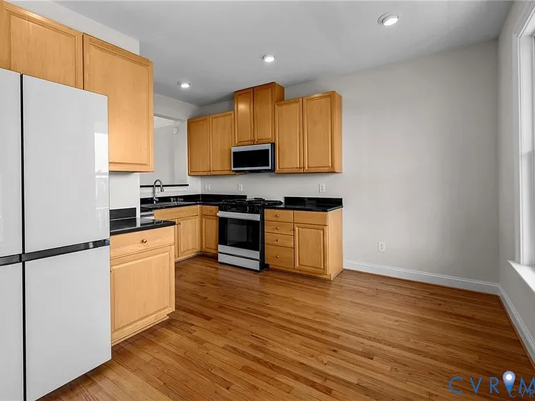733 S Pine St — Photo 11