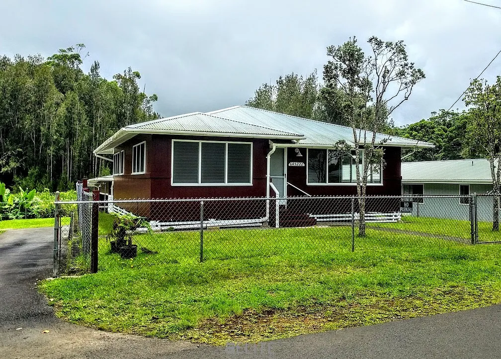 Offered Unfurnished or Fully Furnished & Well-Maintained Plantation Home in Desirable Waimea — Photo 2