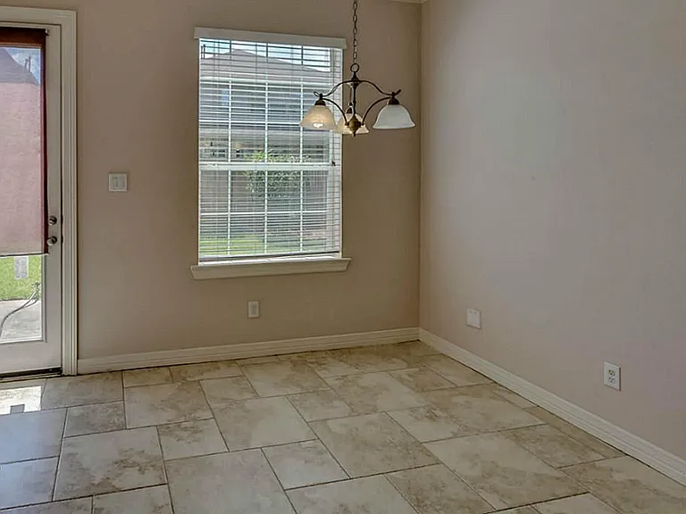 1134 Sopris Dr — Photo 12