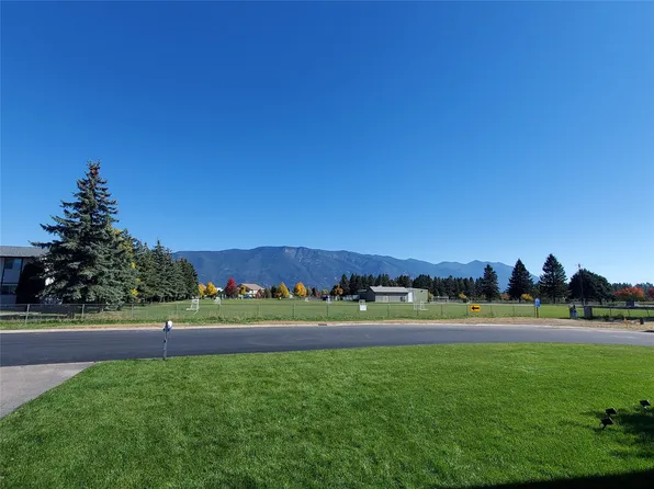 13 Beth Rd, Columbia Falls, MT 59912