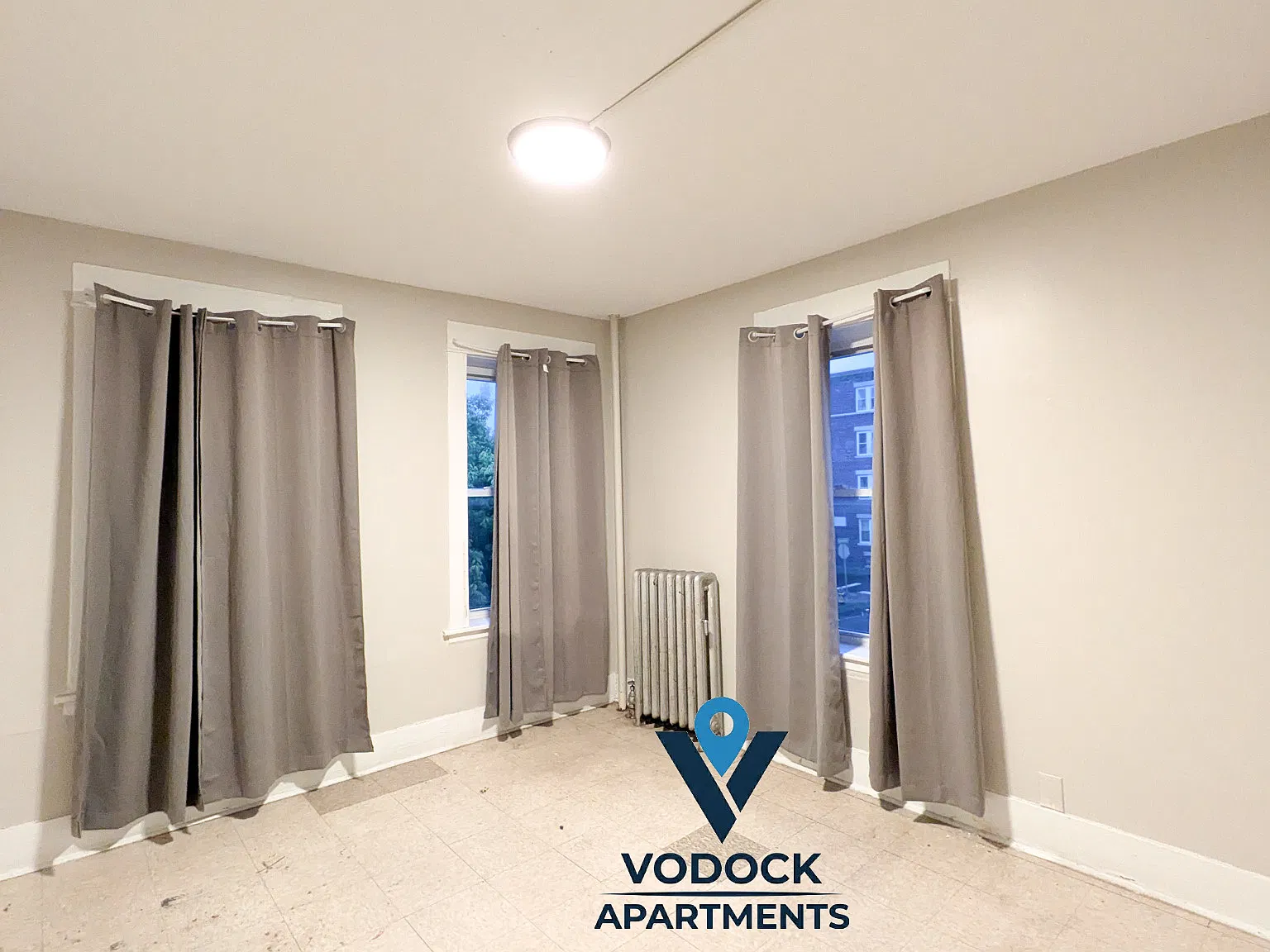 3 bed, 1000 sqft, $1,900 — Photo 4
