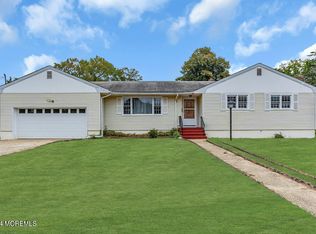 22 1st Ave, Eatontown, NJ 07724