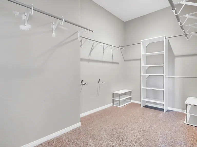 112 Tesori Dr — Photo 21