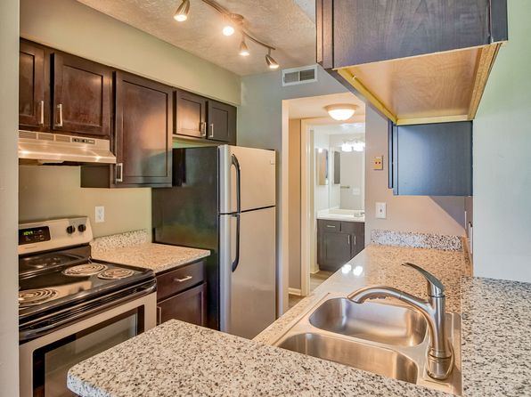 1551 Causeway Dr #3D