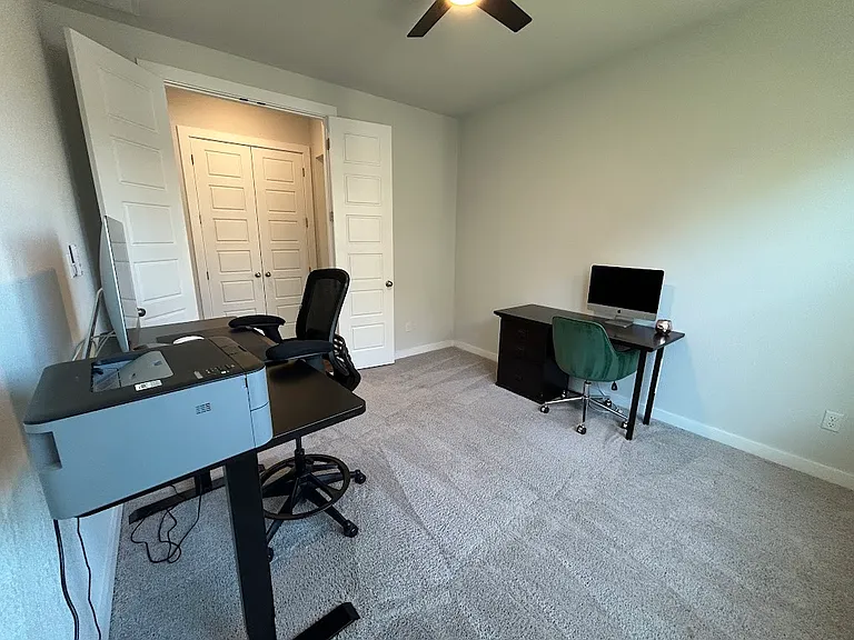 276 Washington Dr — Photo 12