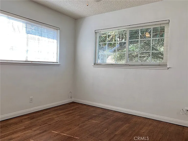11105 Milano Ave — Photo 18