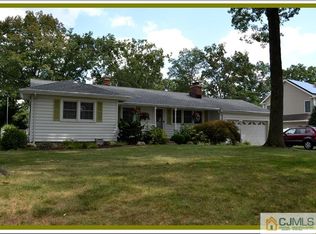 549 Ashland Rd, Middlesex, NJ 08846