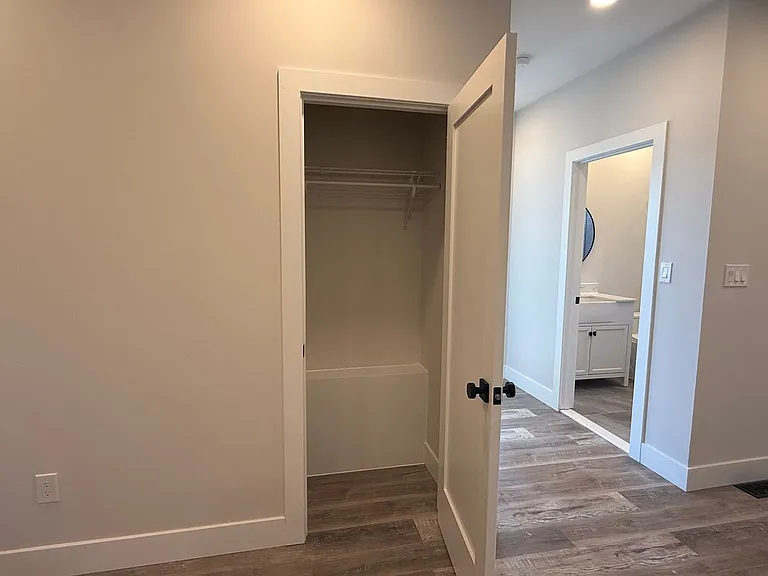 132 Yale Ave — Photo 6