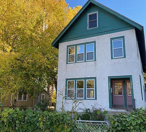 2nd image of 2613 E 24th St
