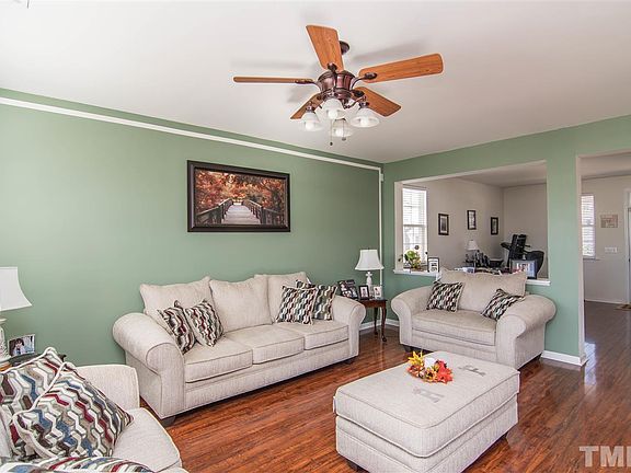 5th image of 317 Amacord Way
