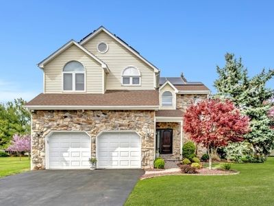 7 Rine Rd, Hillsborough, NJ, 08844