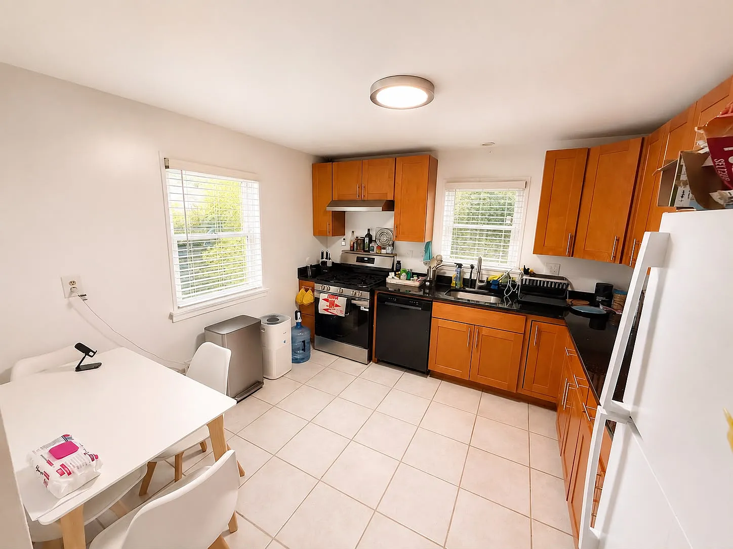 2 bed, $2,300 — Photo 4