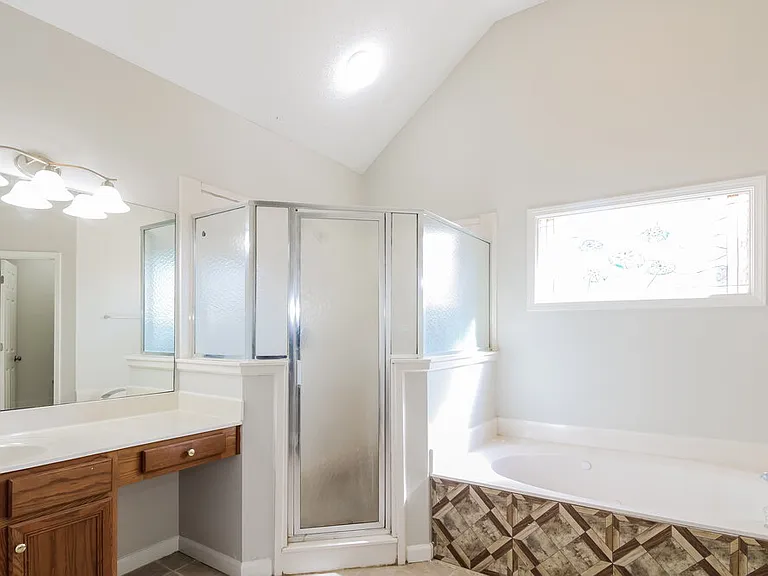 1470 Cider House Ln — Photo 11