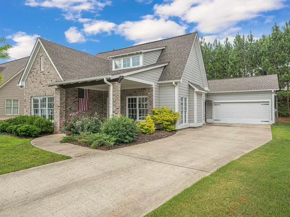 4566 Rosser Farms Pkwy, Bessemer, AL 35022