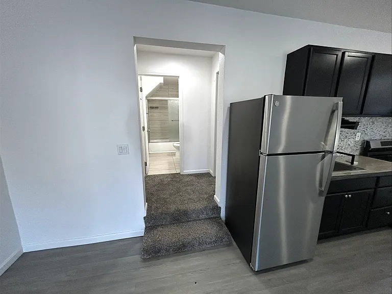2609 University Ave #A — Photo 5