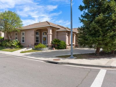 2100 Paramont Way, Modesto, CA, 95355