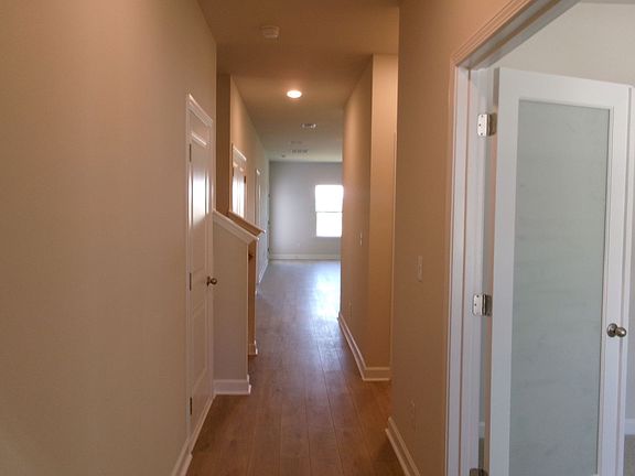 2nd image of 738 Ebb Tide Rd