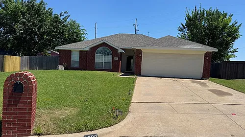 6900 Cadillac Blvd Photo 1