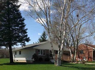 904 3rd Ave SW, Oelwein, IA 50662