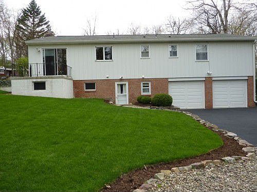 2nd image of 619 Wiltshire Dr