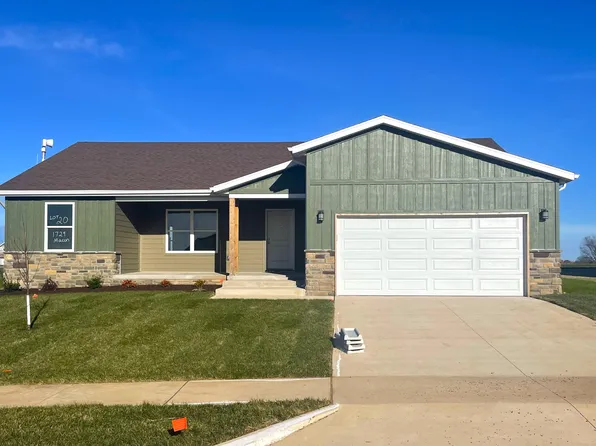 1729 E Macon Street, Republic, MO 65738