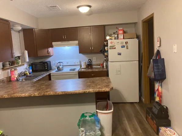 303 Douglas Dr #D, Ashland, MO 65010