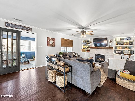 5th image of 8705 Celtic Ln