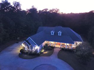 504 Crescent Dr, Forsyth, GA 31029