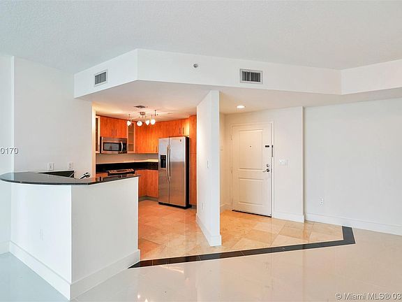 3rd image of 7900 Harbor Island Dr APT 517