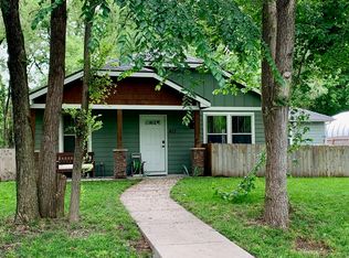 413 Lyon St, Lawrence, KS 66044