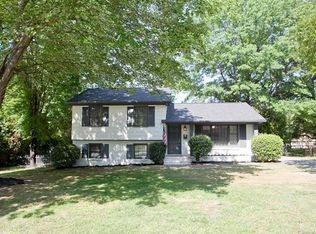 4814 Walden Ct, Charlotte, NC 28210