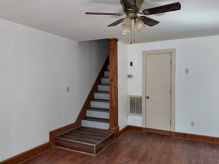 1 Hull St #3A — Photo 4