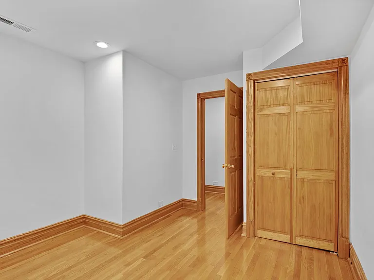 3602 N Hermitage Ave #1 — Photo 10