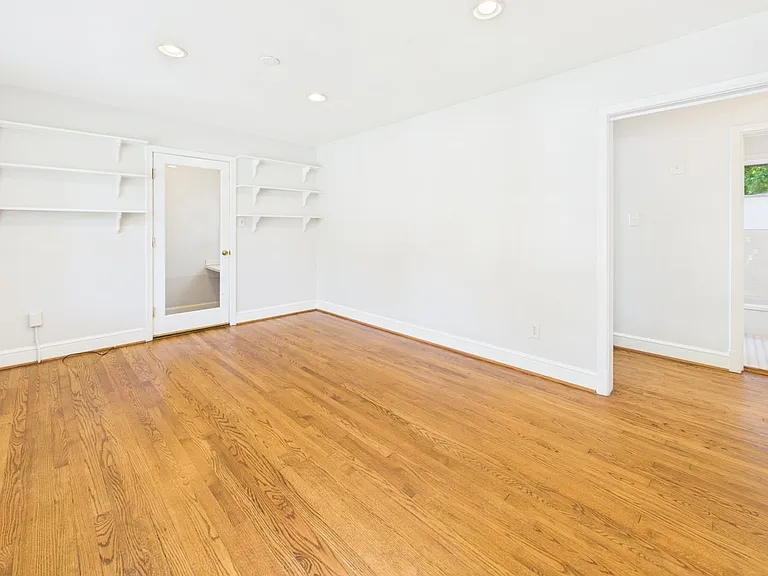 6514 Stuart Ave — Photo 5